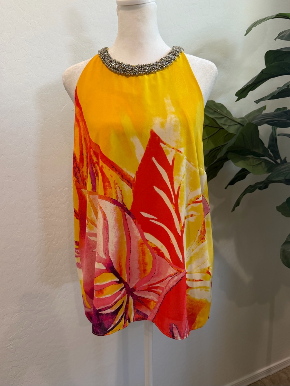 Jennifer Lopez branded yellow, orange, and red floral print Sz Large